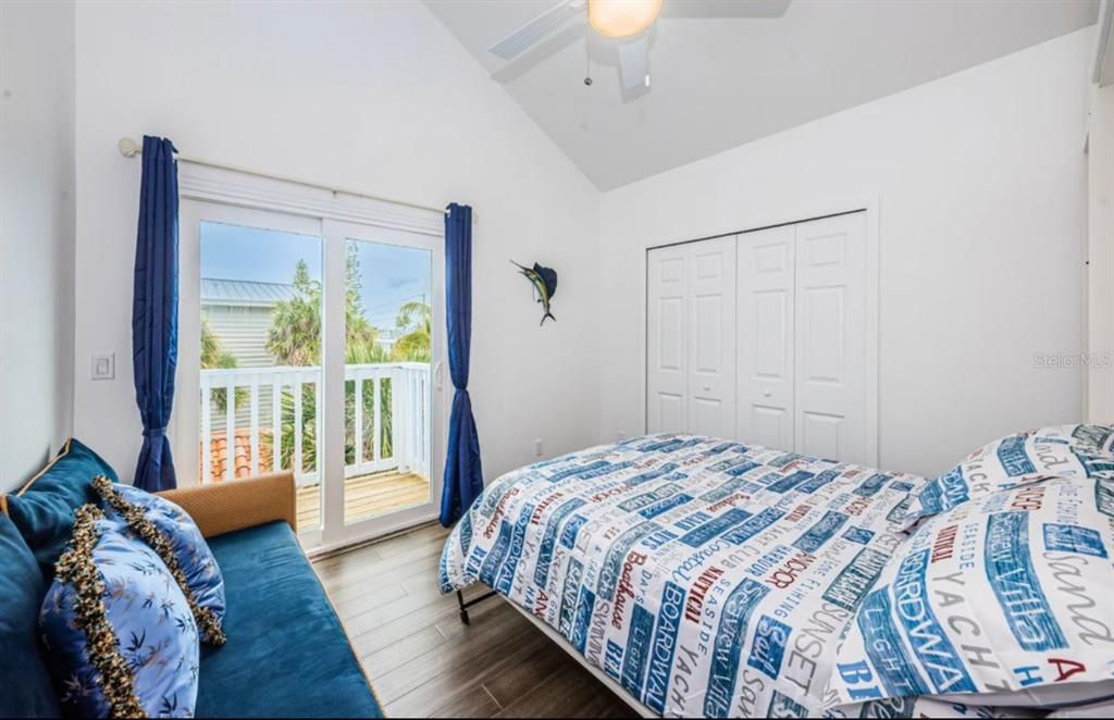 For Rent: $14,000 (3 beds, 2 baths, 1700 Square Feet)