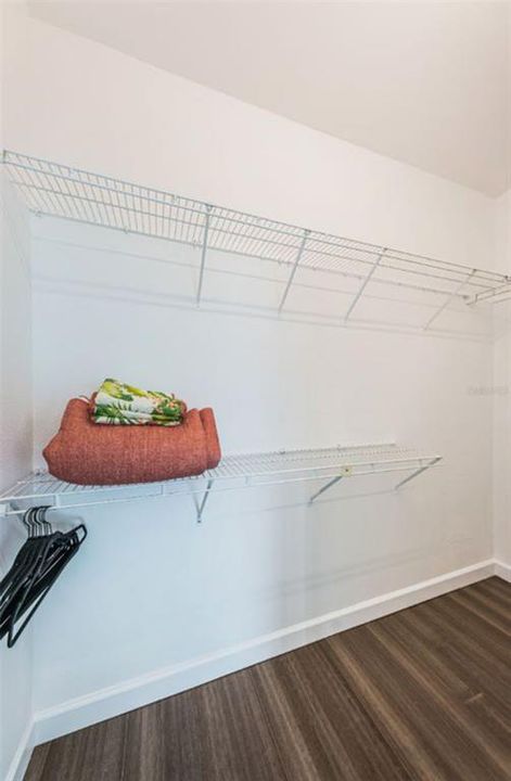 For Rent: $14,000 (3 beds, 2 baths, 1700 Square Feet)