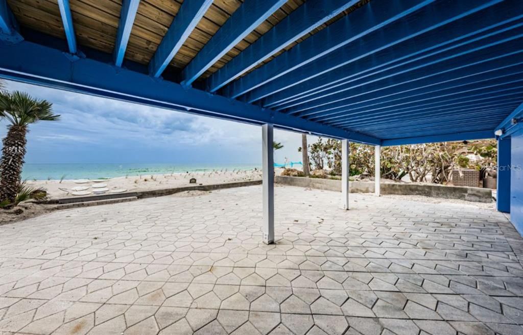 For Rent: $14,000 (3 beds, 2 baths, 1700 Square Feet)