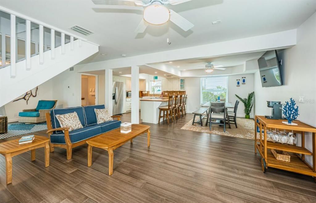 For Rent: $14,000 (3 beds, 2 baths, 1700 Square Feet)