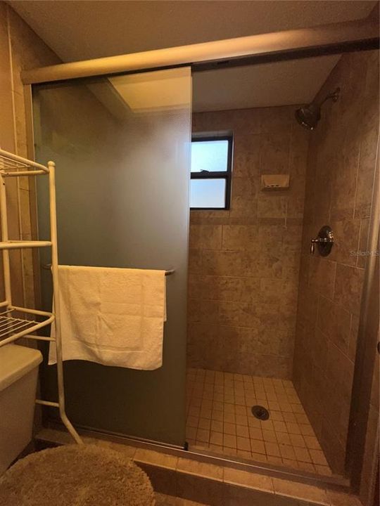 待售: $999,999 (3 贝兹, 2 浴室, 2282 平方英尺)