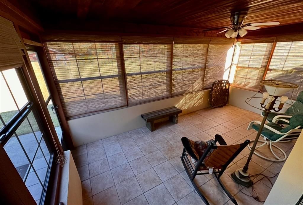 待售: $999,999 (3 贝兹, 2 浴室, 2282 平方英尺)