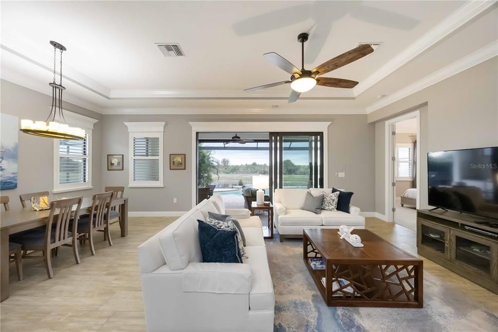 For Sale: $795,000 (3 beds, 3 baths, 2194 Square Feet)