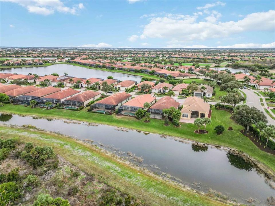 For Sale: $795,000 (3 beds, 3 baths, 2194 Square Feet)