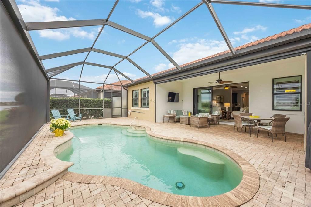 For Sale: $795,000 (3 beds, 3 baths, 2194 Square Feet)