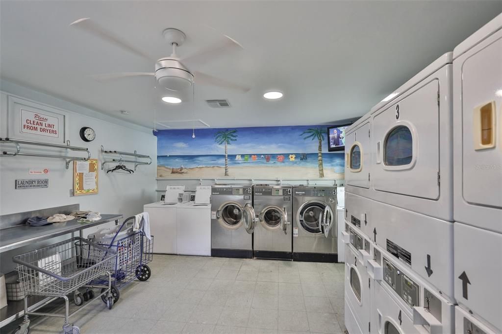 出租: $1,795 (2 贝兹, 2 浴室, 800 平方英尺)