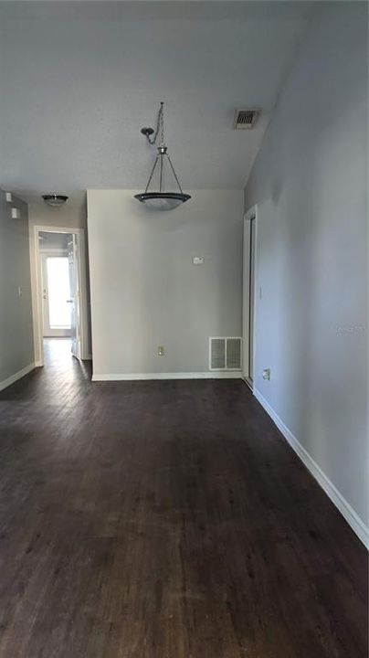 出租: $1,650 (2 贝兹, 2 浴室, 955 平方英尺)