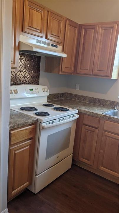 出租: $1,650 (2 贝兹, 2 浴室, 955 平方英尺)