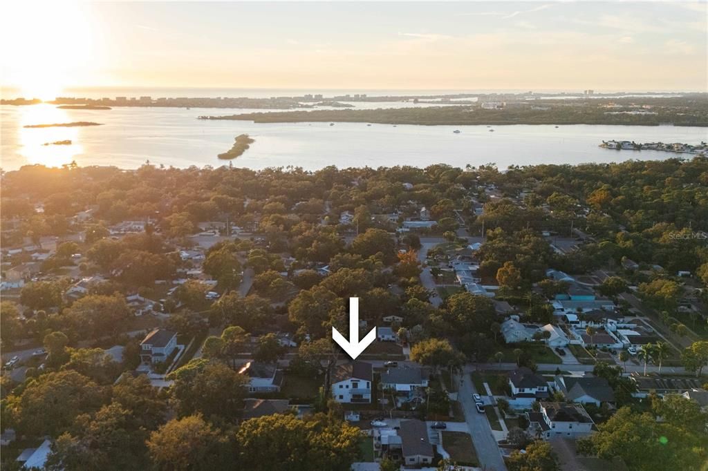 En Venta: $1,379,000 (4 camas, 3 baños, 3027 Pies cuadrados)