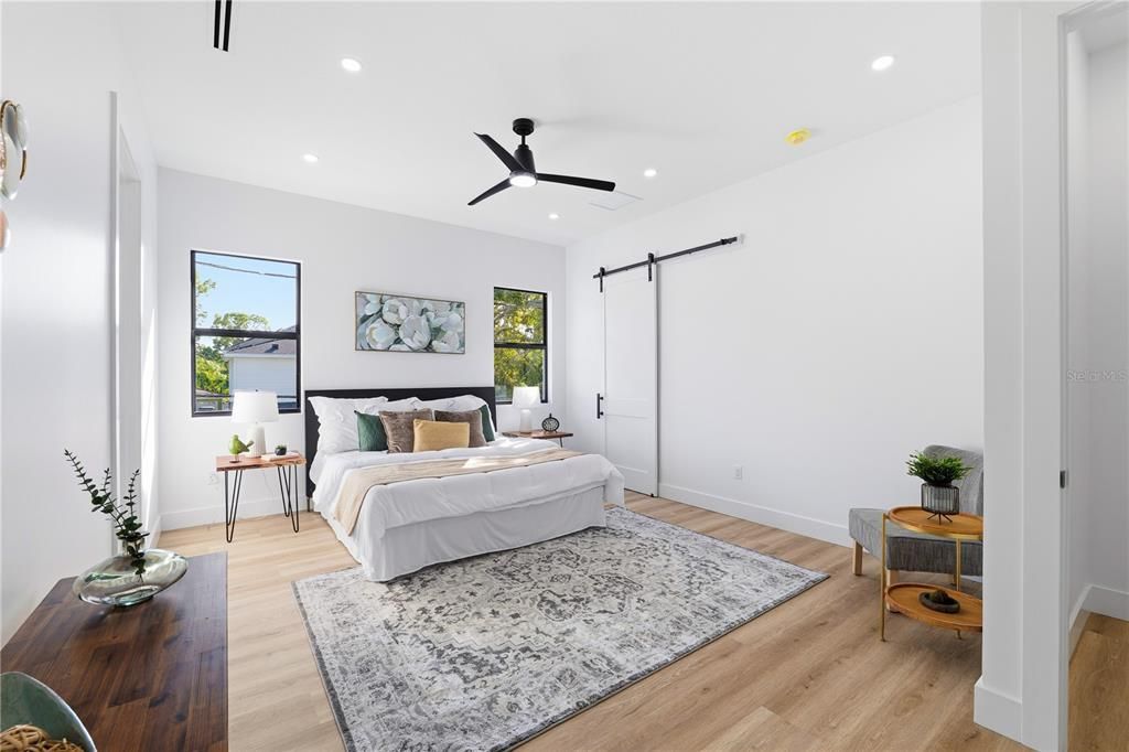 En Venta: $1,379,000 (4 camas, 3 baños, 3027 Pies cuadrados)