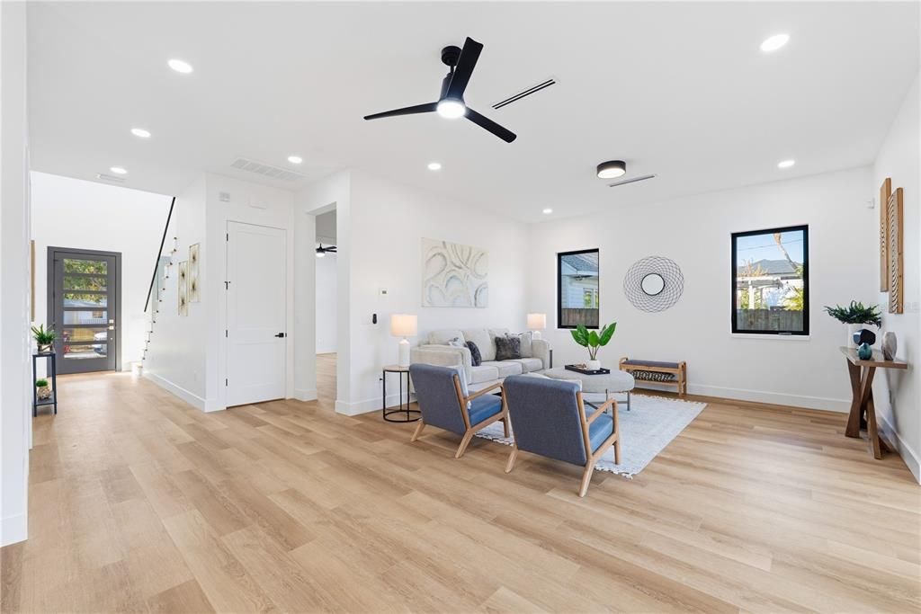 En Venta: $1,379,000 (4 camas, 3 baños, 3027 Pies cuadrados)