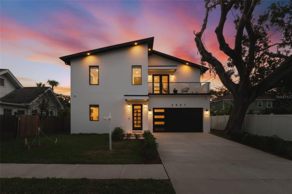 En Venta: $1,379,000 (4 camas, 3 baños, 3027 Pies cuadrados)