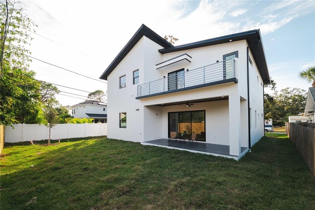 En Venta: $1,379,000 (4 camas, 3 baños, 3027 Pies cuadrados)