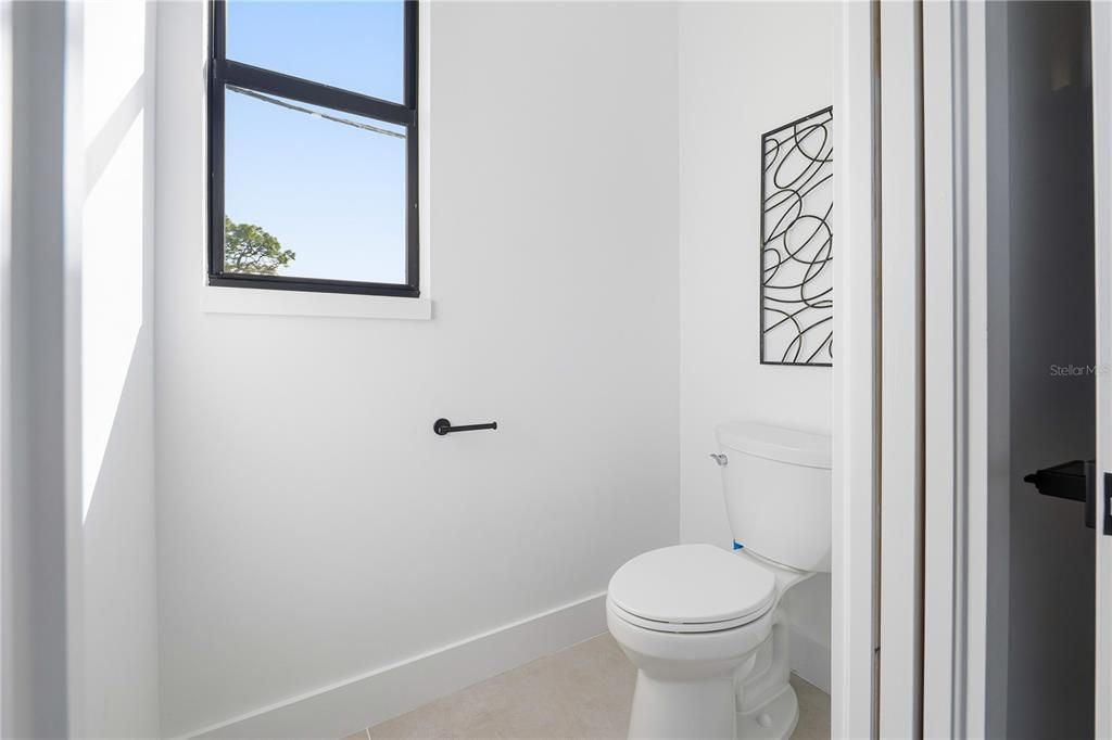 En Venta: $1,379,000 (4 camas, 3 baños, 3027 Pies cuadrados)