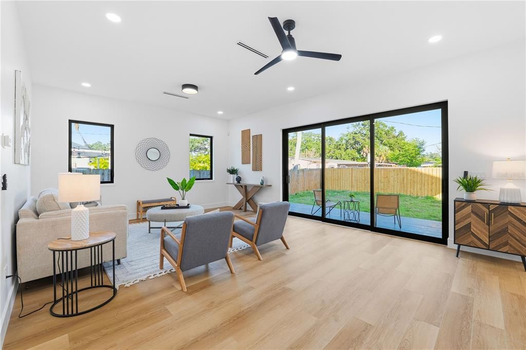 En Venta: $1,379,000 (4 camas, 3 baños, 3027 Pies cuadrados)