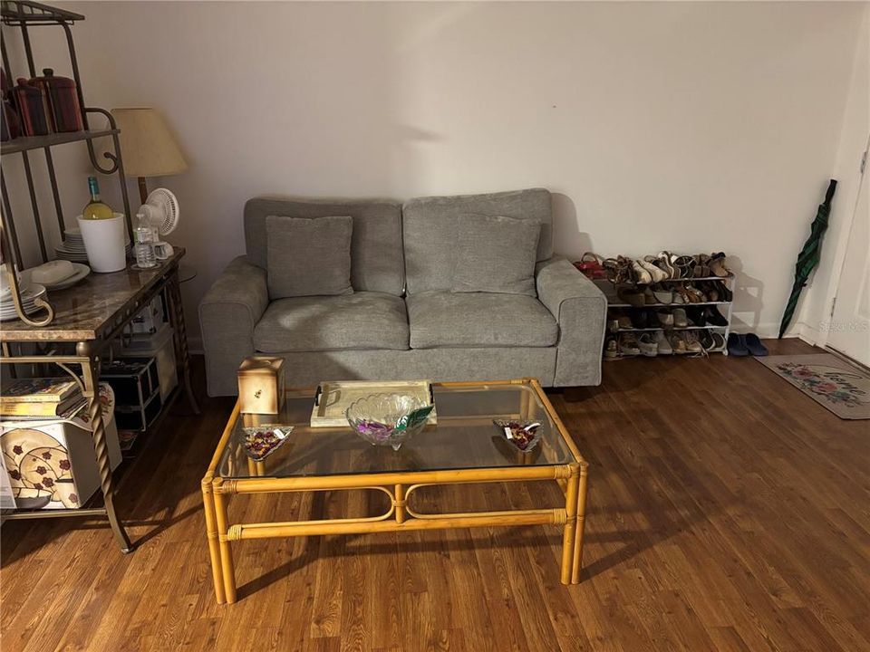 出租: $1,500 (1 贝兹, 1 浴室, 585 平方英尺)