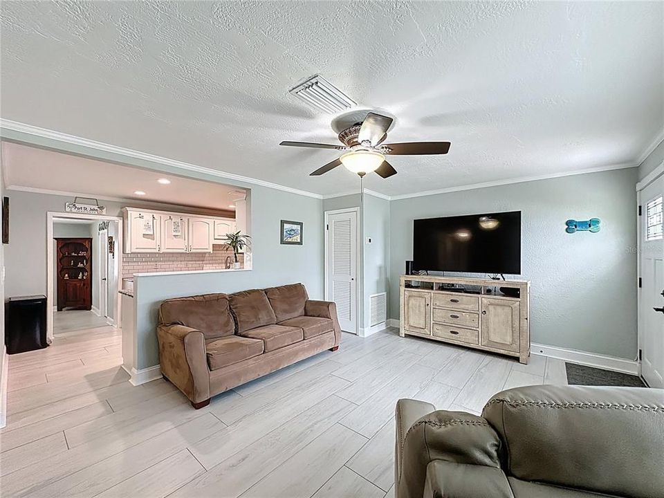 待售: $349,900 (3 贝兹, 2 浴室, 1448 平方英尺)