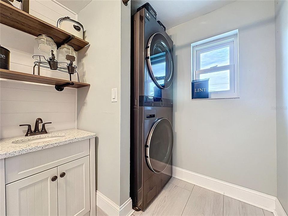 待售: $349,900 (3 贝兹, 2 浴室, 1448 平方英尺)