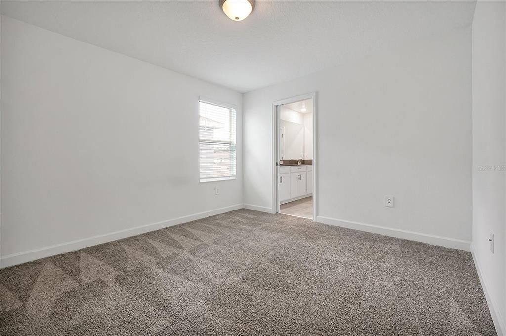 待售: $519,000 (4 贝兹, 3 浴室, 2496 平方英尺)