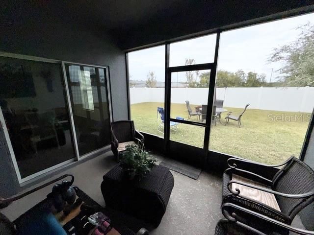 For Rent: $2,300 (3 beds, 2 baths, 1750 Square Feet)