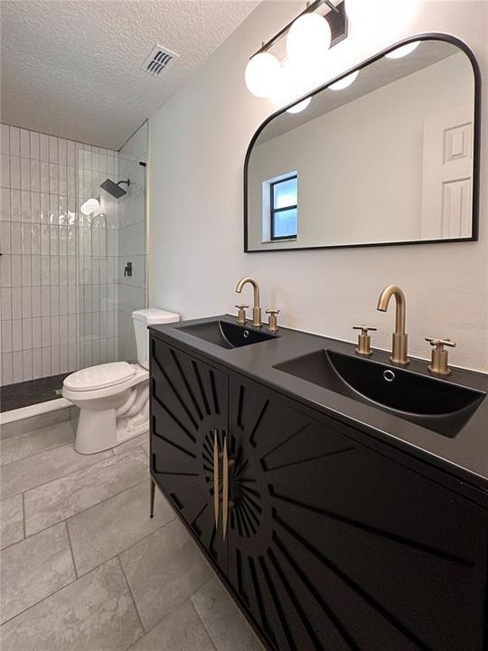 For Sale: $399,900 (3 beds, 2 baths, 1529 Square Feet)