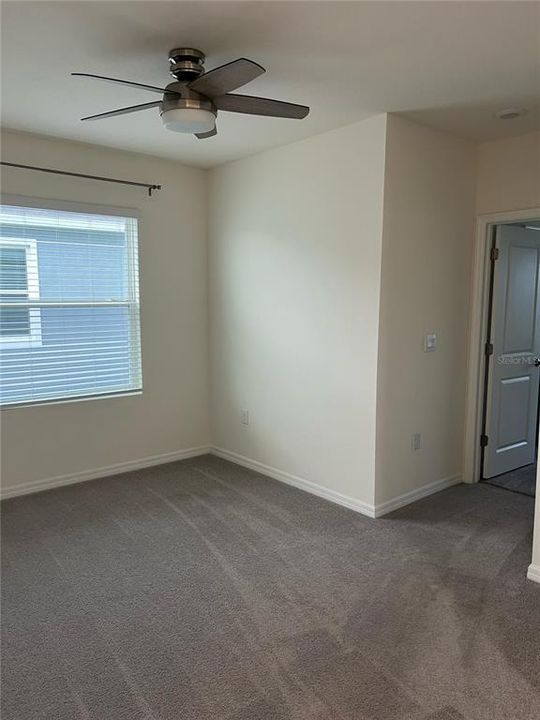 For Rent: $2,149 (3 beds, 2 baths, 1758 Square Feet)