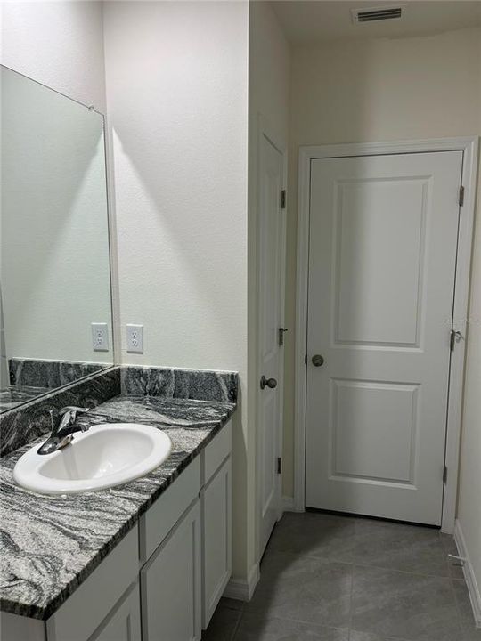 For Rent: $2,149 (3 beds, 2 baths, 1758 Square Feet)