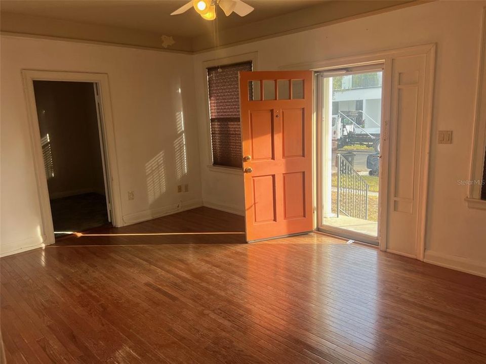 En Renta: $2,990 (3 camas, 1 baños, 1127 Pies cuadrados)