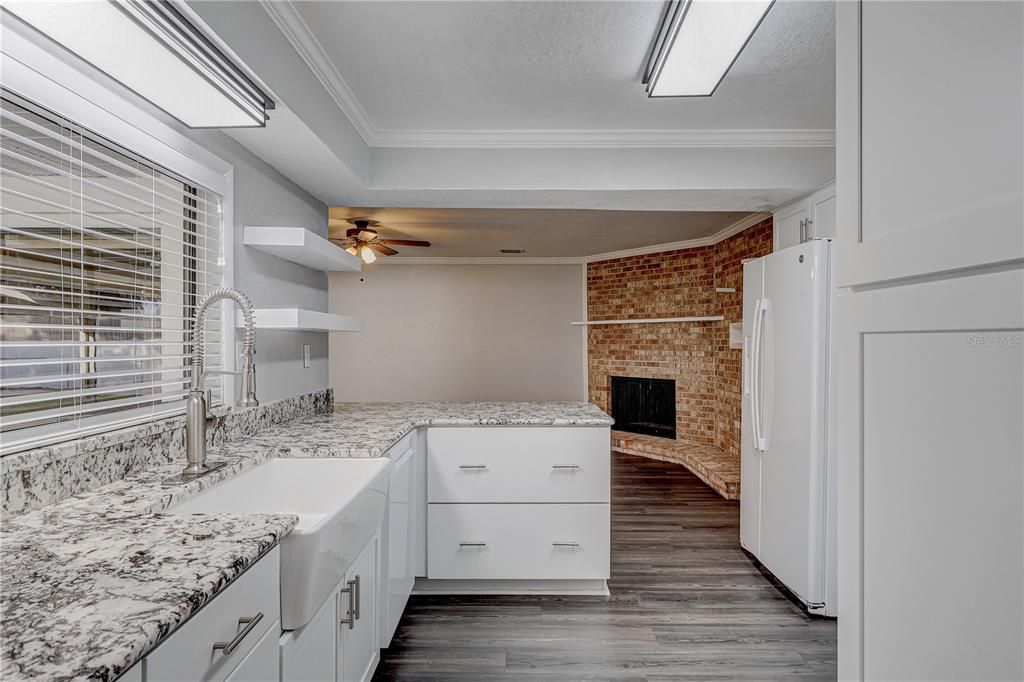 For Sale: $339,000 (3 beds, 2 baths, 1934 Square Feet)