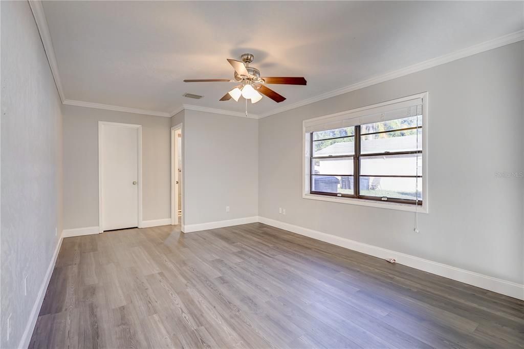 For Sale: $339,000 (3 beds, 2 baths, 1934 Square Feet)