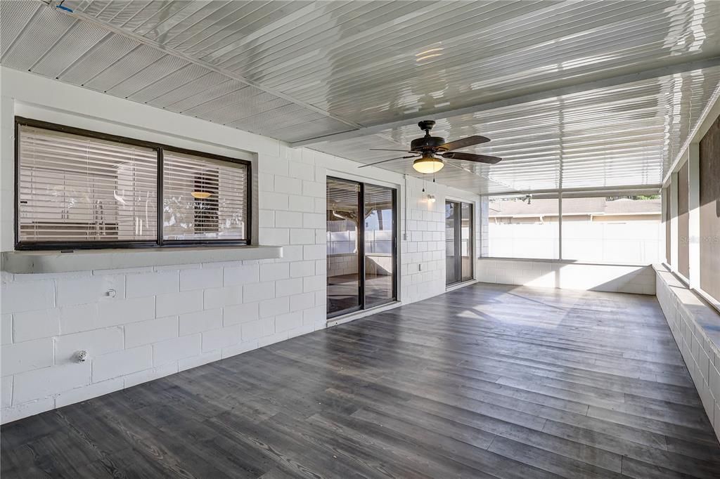 For Sale: $339,000 (3 beds, 2 baths, 1934 Square Feet)