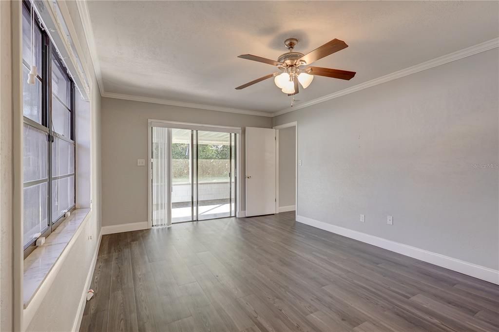 For Sale: $339,000 (3 beds, 2 baths, 1934 Square Feet)