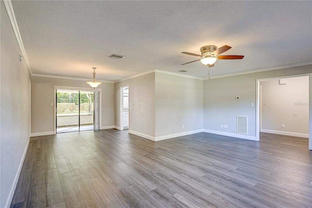 For Sale: $339,000 (3 beds, 2 baths, 1934 Square Feet)