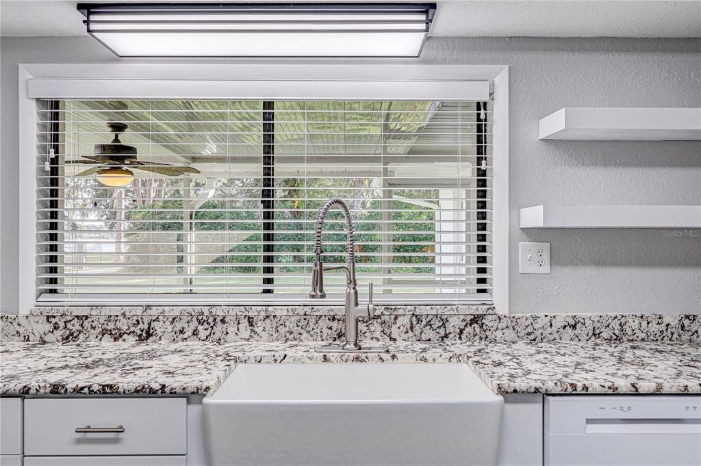 For Sale: $339,000 (3 beds, 2 baths, 1934 Square Feet)