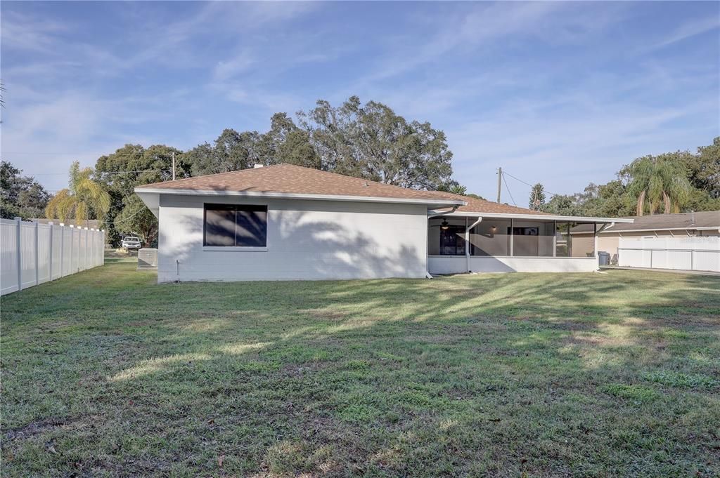 For Sale: $339,000 (3 beds, 2 baths, 1934 Square Feet)