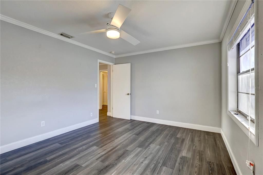 For Sale: $339,000 (3 beds, 2 baths, 1934 Square Feet)