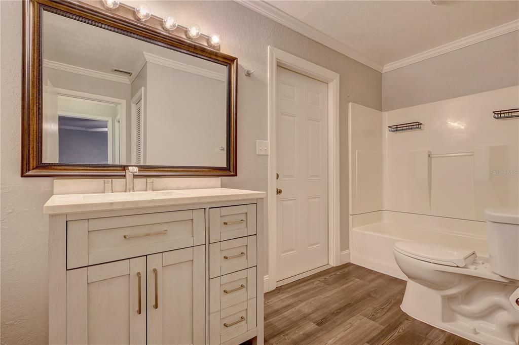 For Sale: $339,000 (3 beds, 2 baths, 1934 Square Feet)