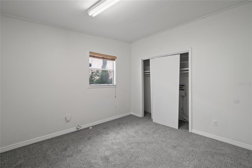 For Sale: $320,000 (2 beds, 1 baths, 775 Square Feet)