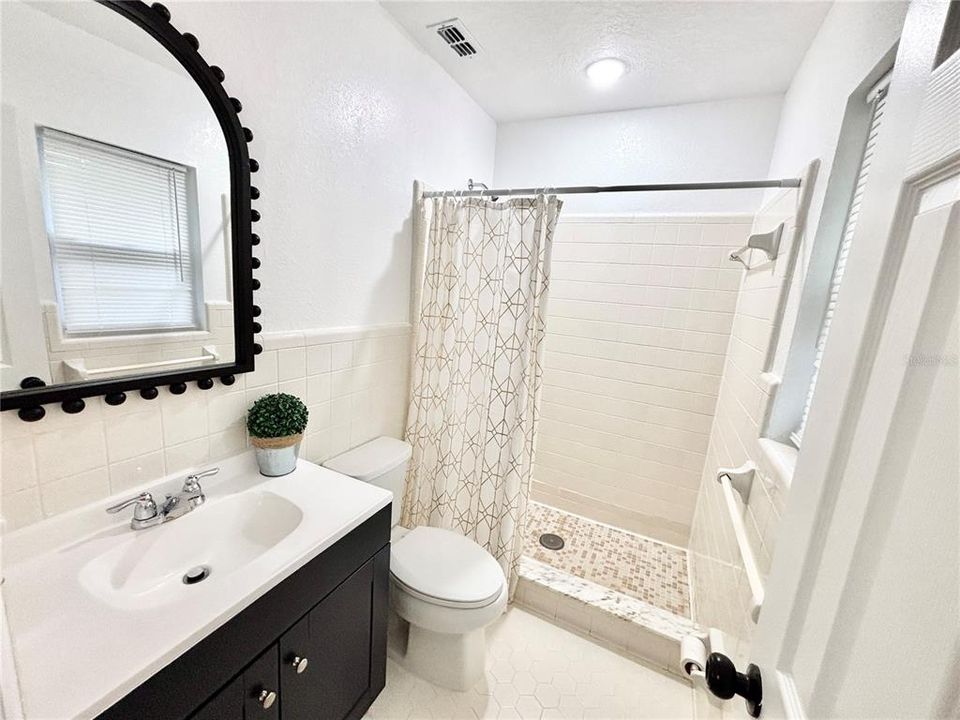 En Venta: $290,000 (3 camas, 2 baños, 1089 Pies cuadrados)