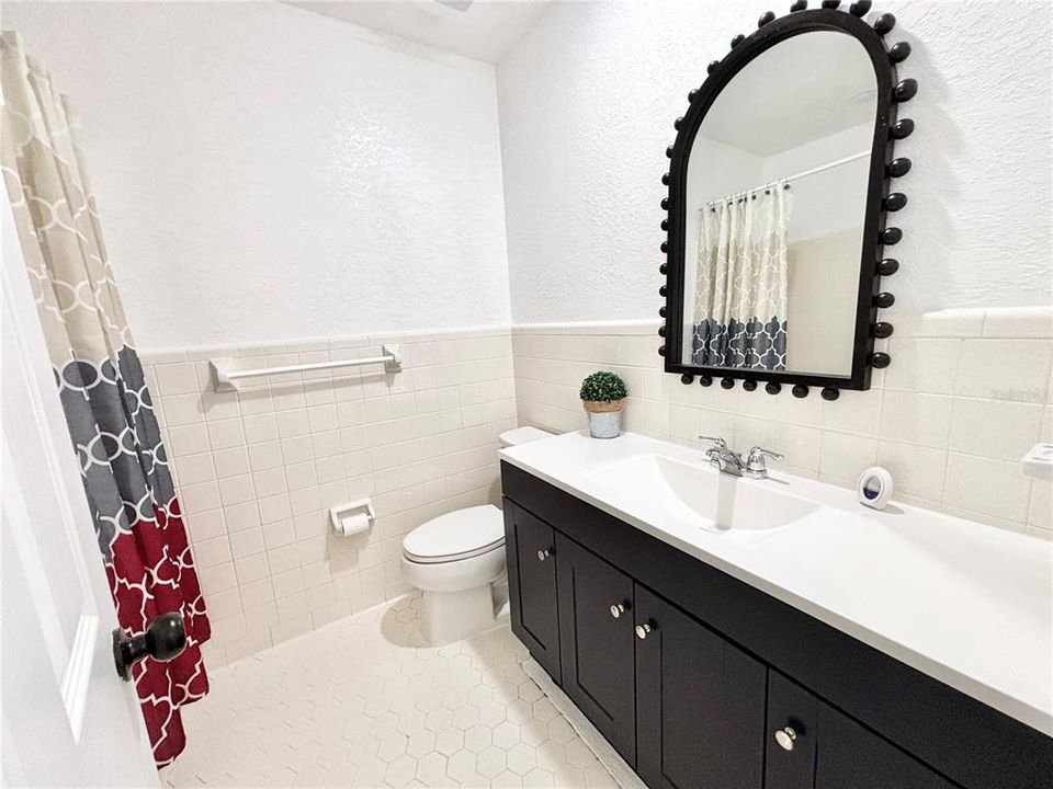 En Venta: $290,000 (3 camas, 2 baños, 1089 Pies cuadrados)