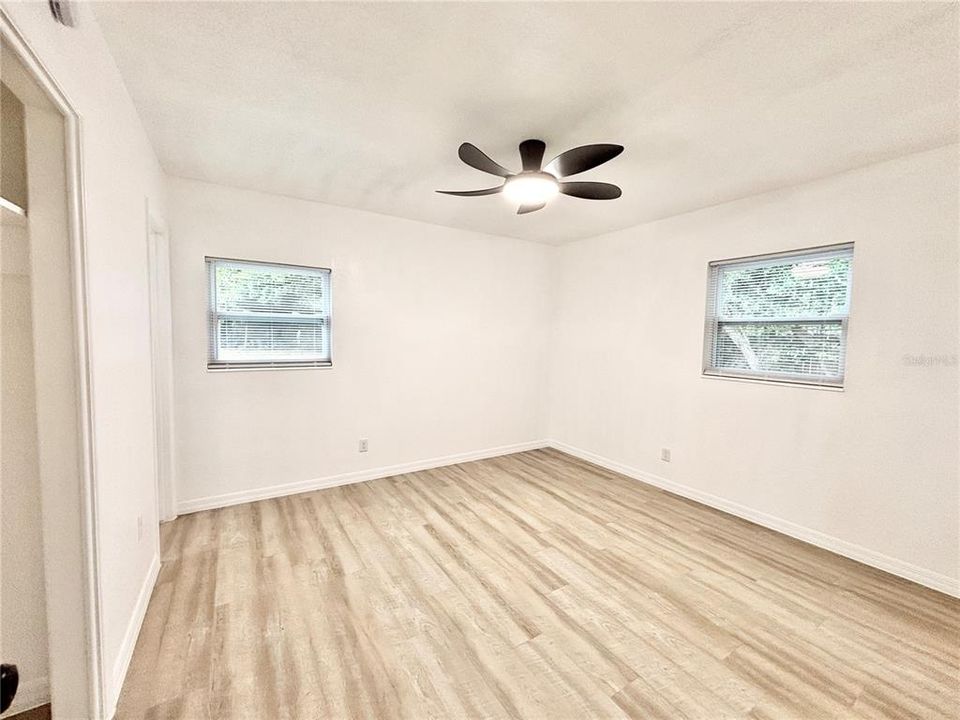 En Venta: $290,000 (3 camas, 2 baños, 1089 Pies cuadrados)