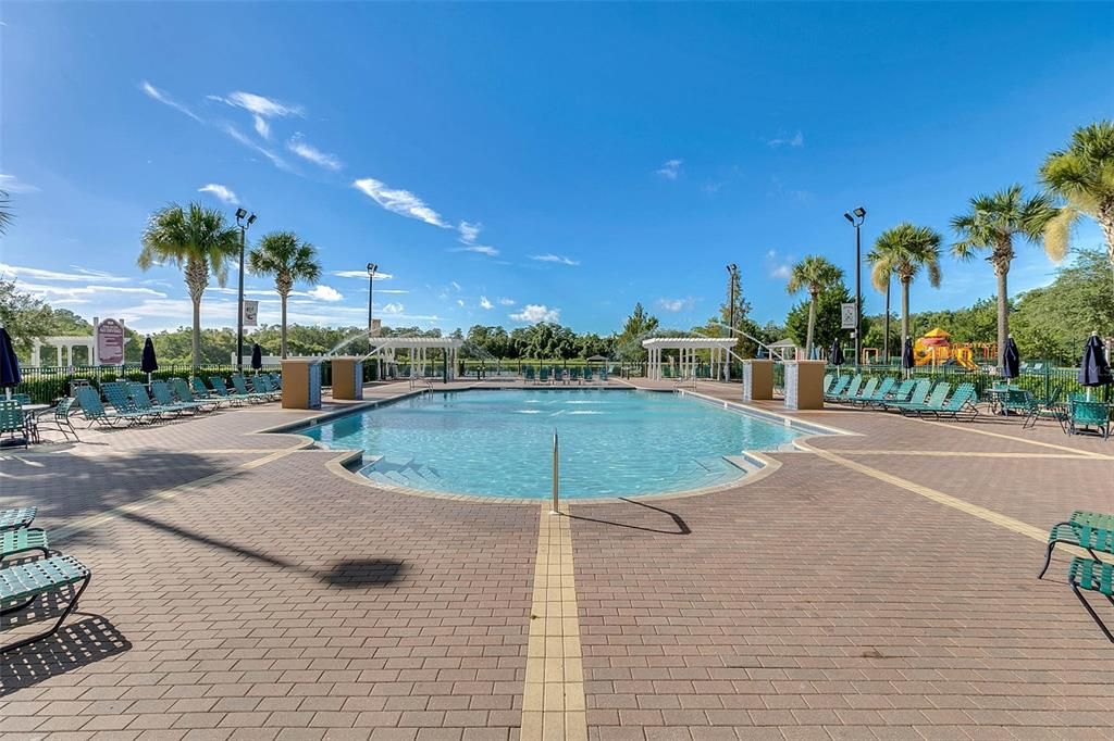 出租: $2,000 (4 贝兹, 3 浴室, 1470 平方英尺)