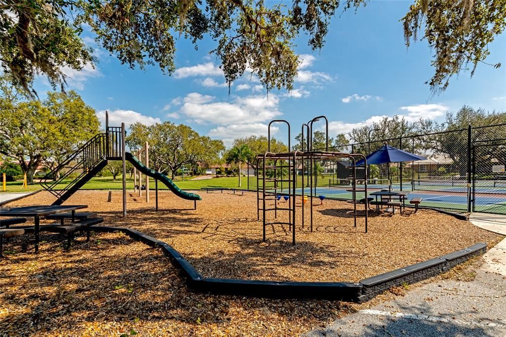 待售: $1,175,000 (3 贝兹, 3 浴室, 2698 平方英尺)