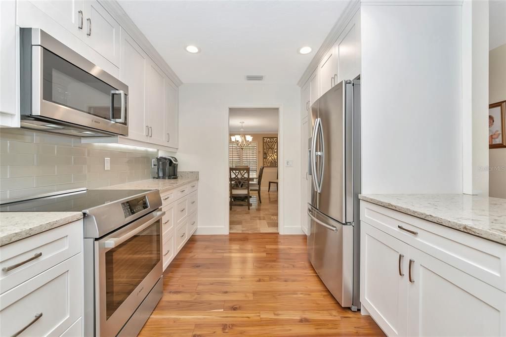 待售: $1,175,000 (3 贝兹, 3 浴室, 2698 平方英尺)