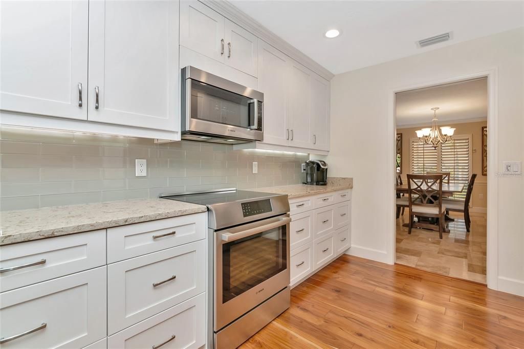 待售: $1,175,000 (3 贝兹, 3 浴室, 2698 平方英尺)