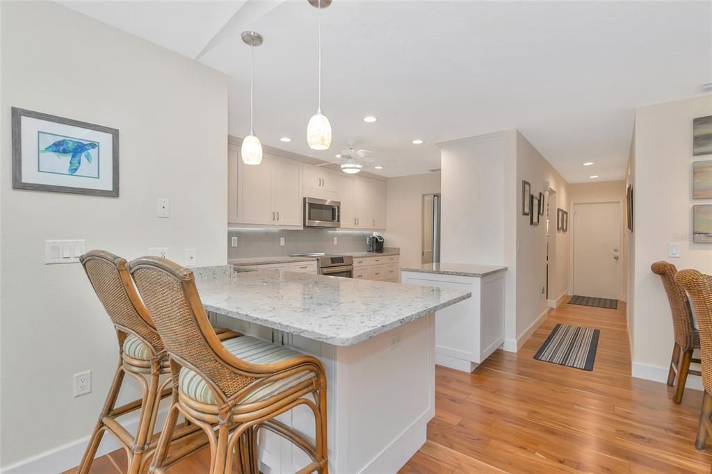 待售: $1,175,000 (3 贝兹, 3 浴室, 2698 平方英尺)