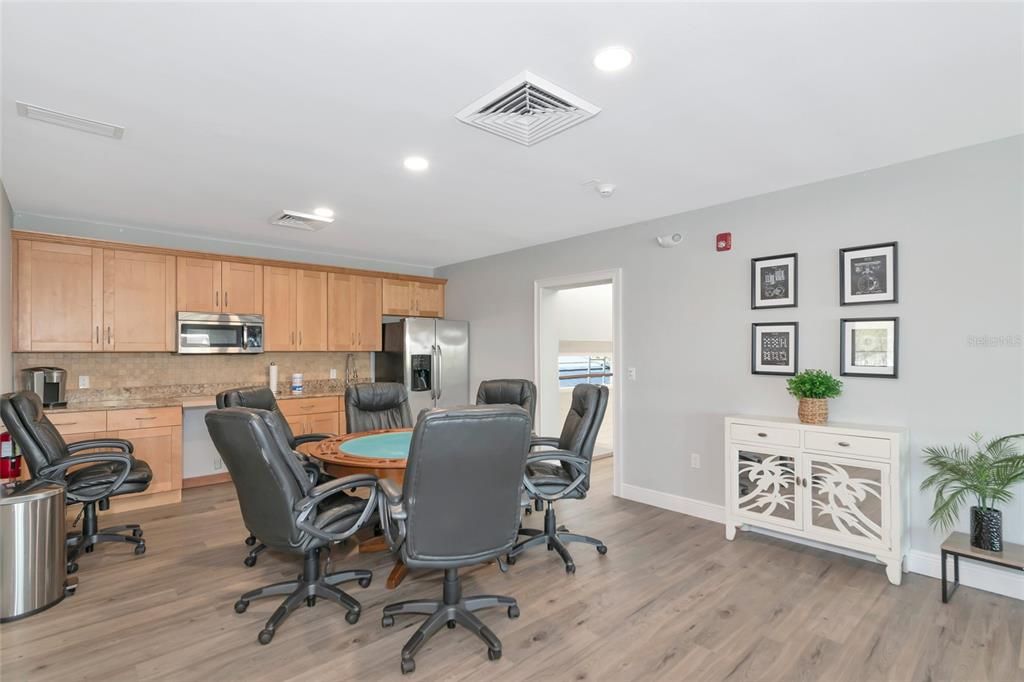 待售: $1,175,000 (3 贝兹, 3 浴室, 2698 平方英尺)