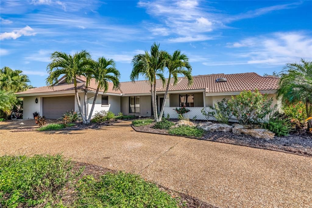 待售: $1,175,000 (3 贝兹, 3 浴室, 2698 平方英尺)