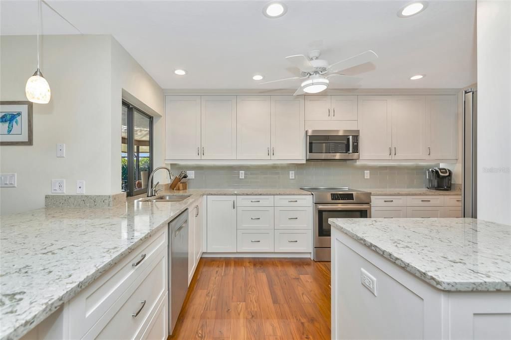 待售: $1,175,000 (3 贝兹, 3 浴室, 2698 平方英尺)