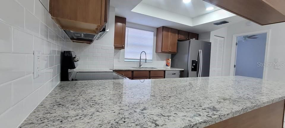 For Sale: $275,000 (4 beds, 2 baths, 1378 Square Feet)